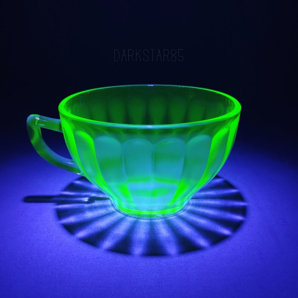 Federal Glass Hostess Green Uranium Glass Optic Coffee Tea Cup (No Saucer)